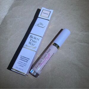 Too faced concealer
